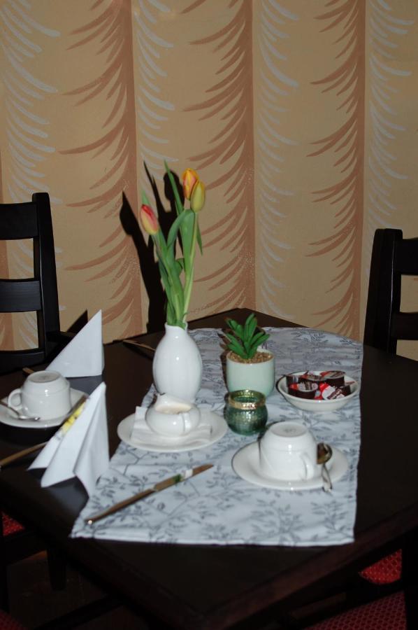 Hotel Garni Schloss Schoenberg バート・ブラムバッハ エクステリア 写真